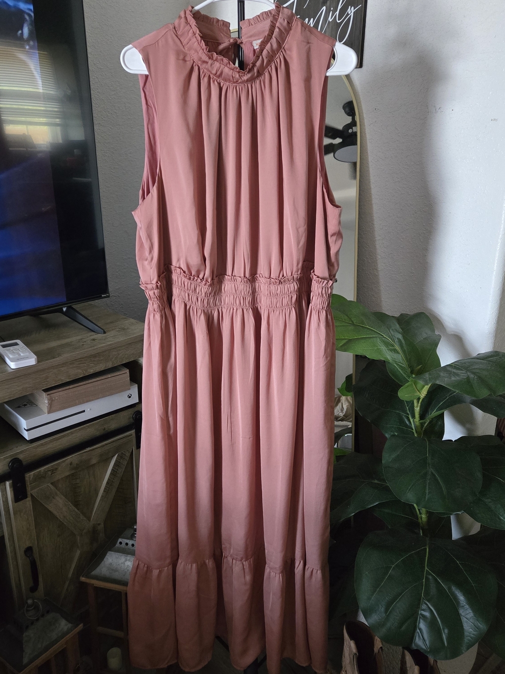 Knox Rose Sleeveless Ruffle-Neck Maxi Dress in Dusty Rose